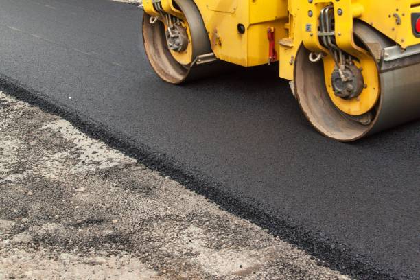 Best Driveway Pavers Contractor  in Dundee, MI